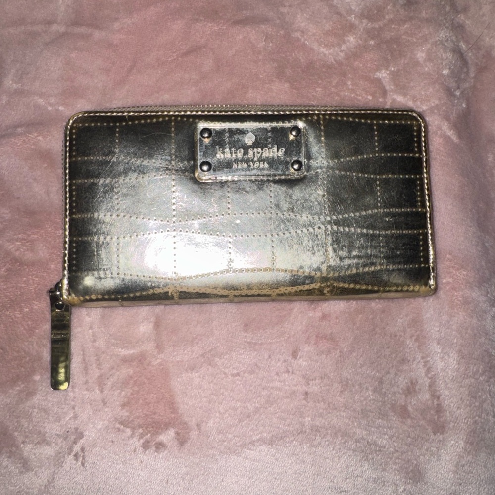 Kate Spade Gold metalic Zip-Around Wallet - Picture 2 of 5